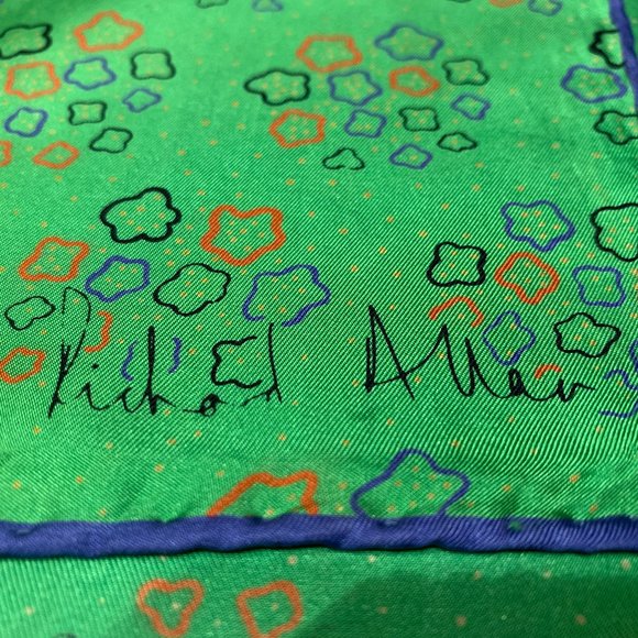 💗Richard Allan London Silk Scarf - Picture 1 of 3